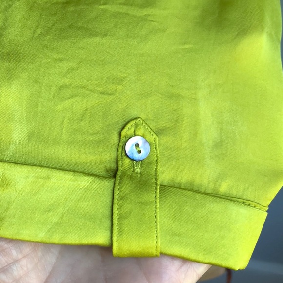 Relativity Silky Chartreuse Green Peasant Top 3/4 Sleeve - Picture 10 of 13